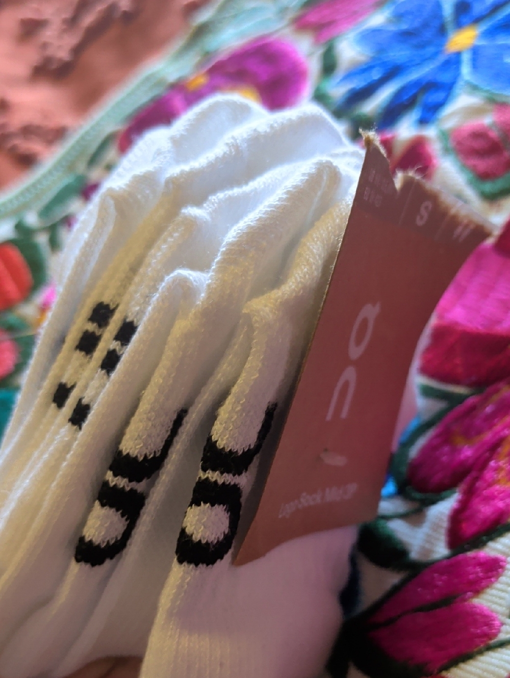 On Running White Logo sock Mid 3P - Picture 8 of 8
